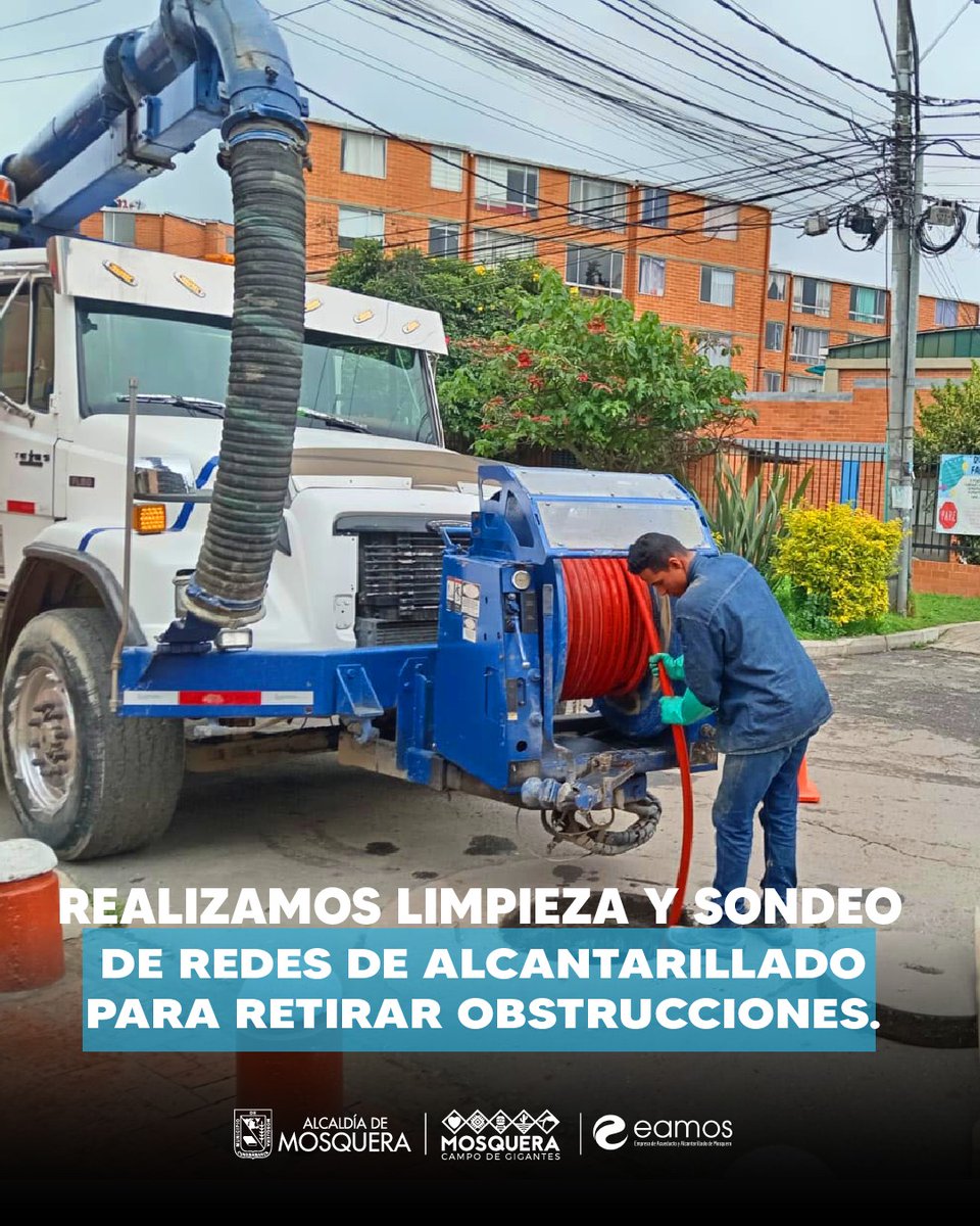 Eamos19's tweet photo. En EAMOS E.S.P., trabajamos todos los días en la limpieza y mantenimiento de las redes de alcantarillado, con el objetivo de retirar obstrucciones y garantizar su correcto funcionamiento.
Recuerda: No arrojes basura, aceites ni objetos a las rejillas o desagües. https://t.co/YSqVzwcoGe
