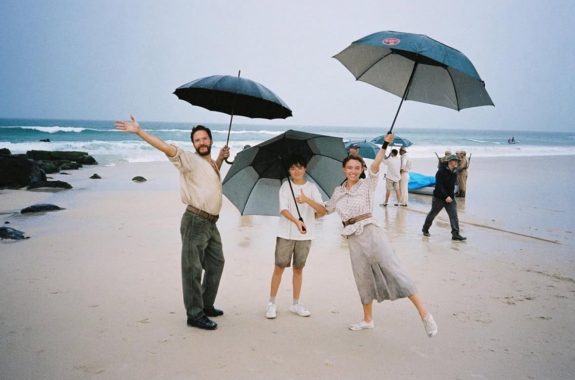 daniel brühl and the cast of 'EDEN' 📸: sydney sweeney, image size:1179x780
