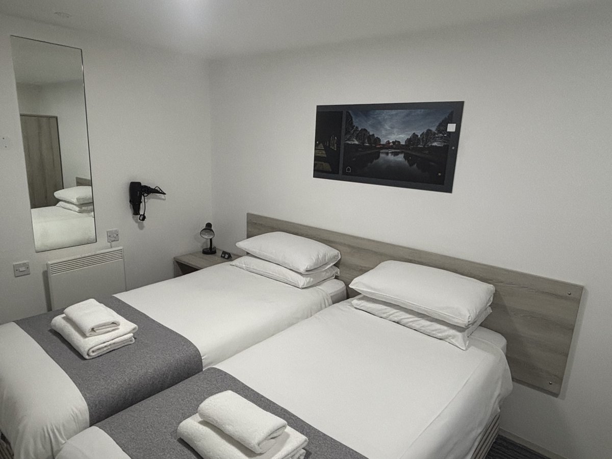 ✨AUGUST OFFER✨

We are currently offering a 10% discount on our Standard Twin rooms for the remainder of August!

Use promo code AUGUSTTWIN10 to redeem the discount on our website here: direct-book.com/properties/bro…