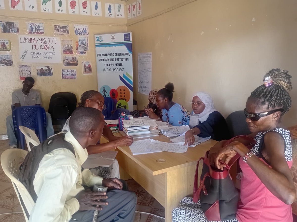 oketch_feisal's tweet photo. Today, we partnered with @NCPWDKenya to support PWDs in Likoni by distributing Assessment Form Medical Reports &amp; guiding them on registration via eCitizen.

Together, we’re building an inclusive future where no one is left behind. 💙

#DisabilityInclusion #InclusionMatters https://t.co/ujJ6aVFEsv