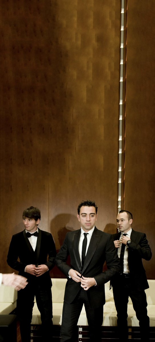 A U R A 🗿🖤

#Messi #LeoMessi #Xavi #Iniesta #FCBarcelona