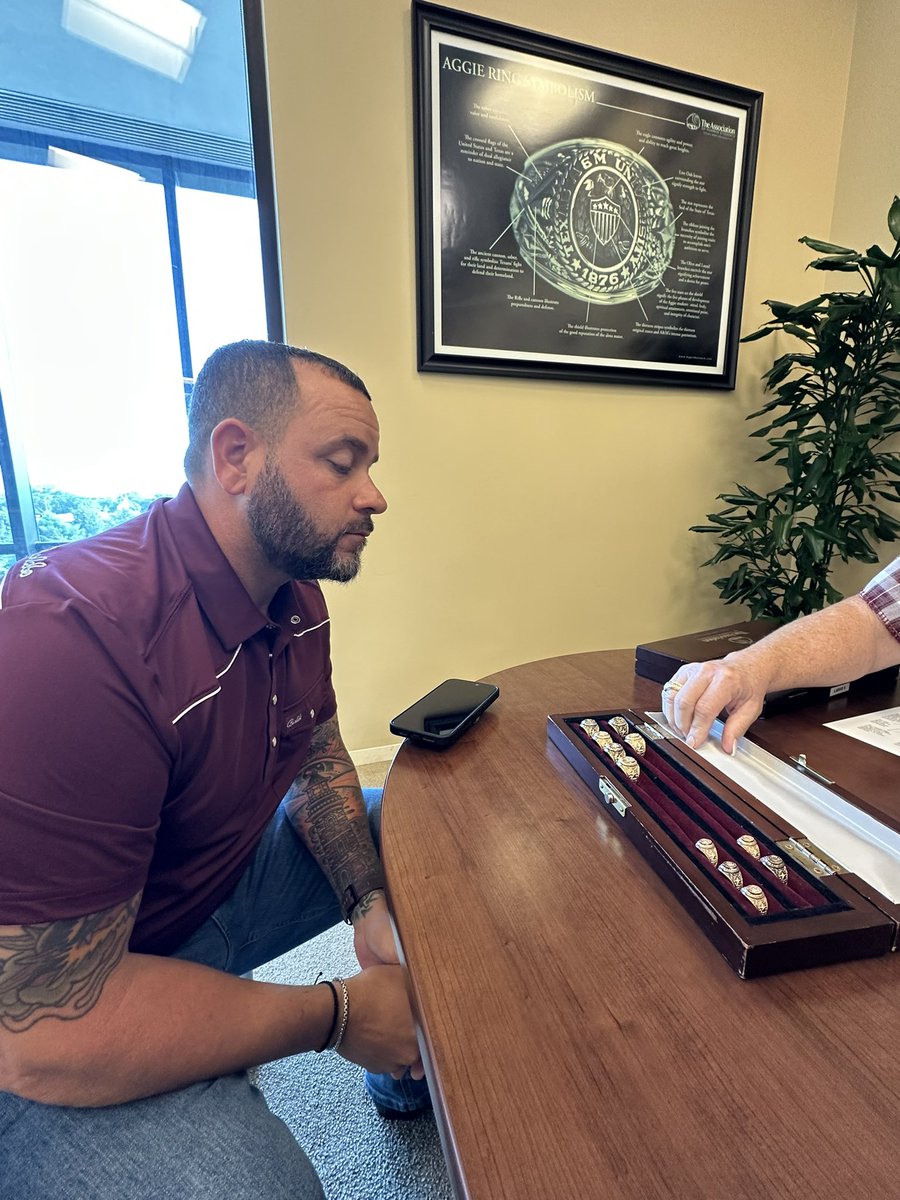 coach_mcdowell's tweet photo. Big Ring Energy!

EARNED, NOT GIVEN! 👍🏽 #Gigem https://t.co/6GJ30K35ov