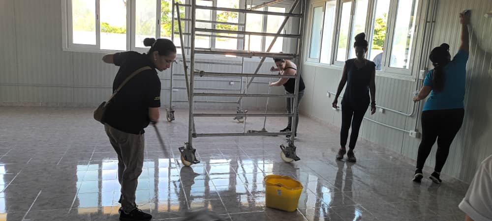 carmeloortega38's tweet photo. Trabajadores de #CORALSA,en cambio de labor contribuyen en el proceso inversionista  en la empresa Comital .
@AlbertoLopezcu
@NelsonAriasMor1 https://t.co/V5di5pdyTu