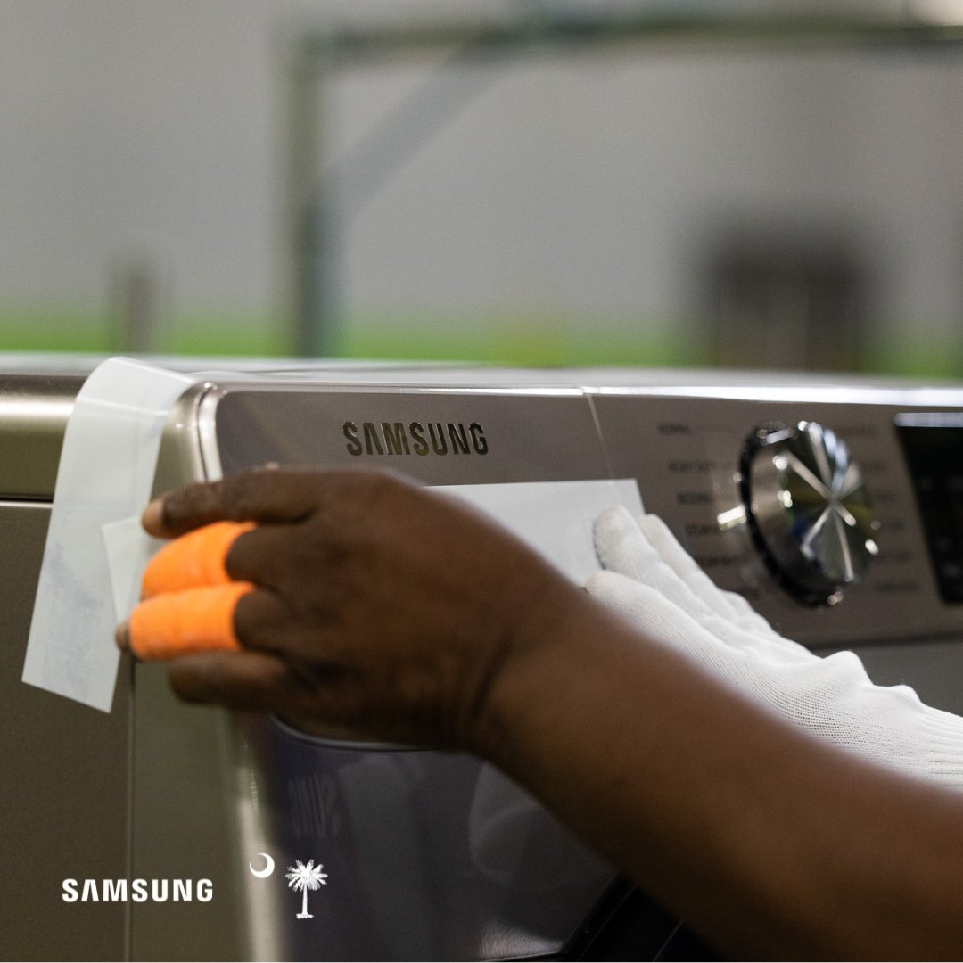 POV: When the finishing touches mean it’s almost time to ship out.

📍Manufactured in Newberry, SC, every Samsung washer is carefully built and packaged for its journey across the U.S.

 #manufacturing #innovation #newberry #samsungsc