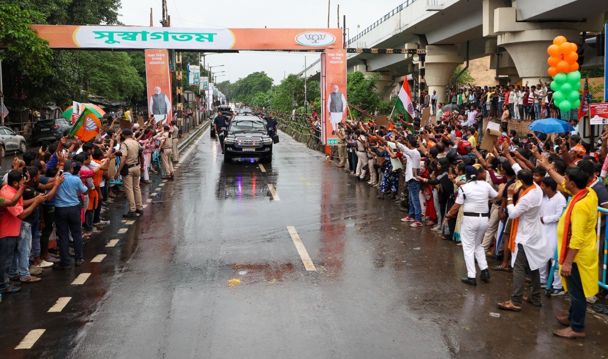 Narendra Modi tweet media