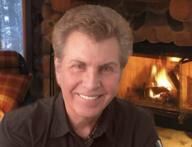 Колодец, колодец, дай воды напиться, фантазёр, ты меня называла... Завершил свой земной путь Ярослав Александрович Евдокимов, человек с запоминающимся голосом и с запрещённой ныне жизненной позицией, доброй памяти светлому человеку.