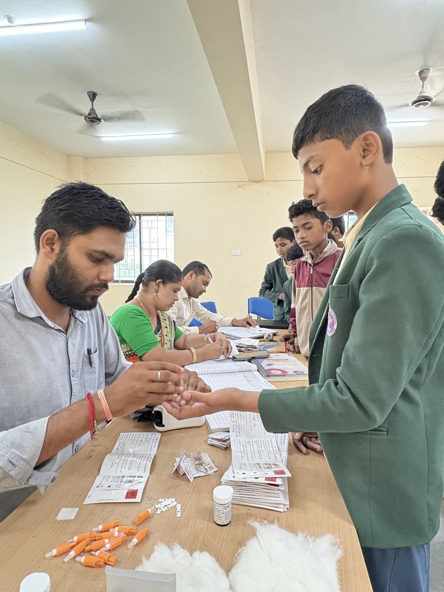 EmrsKotpad's tweet photo. RBSK Team visit in Campus for Health Camp
@PMOIndia
@CMO_Odisha @DwoKoraput
@koraputdm @model_odisha @NESTSHQ
@nhmodisha
@nirbhayknishant
#Health_Checkup https://t.co/wn94YEYJiL
