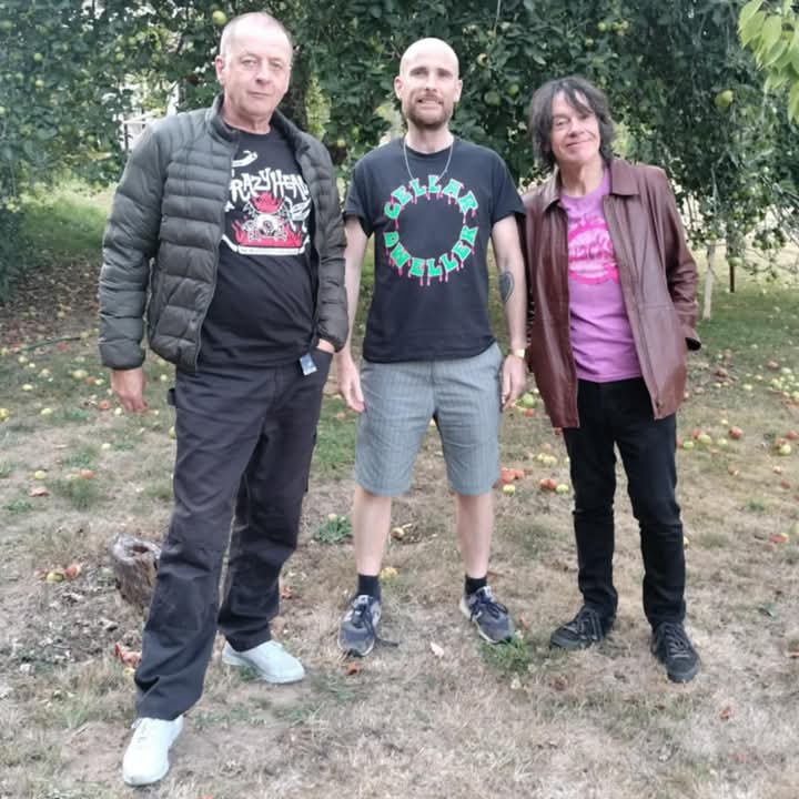 #Recording sesh and #merch expo on the county border (Wilts/Hants)

#Wiltshire #Hants