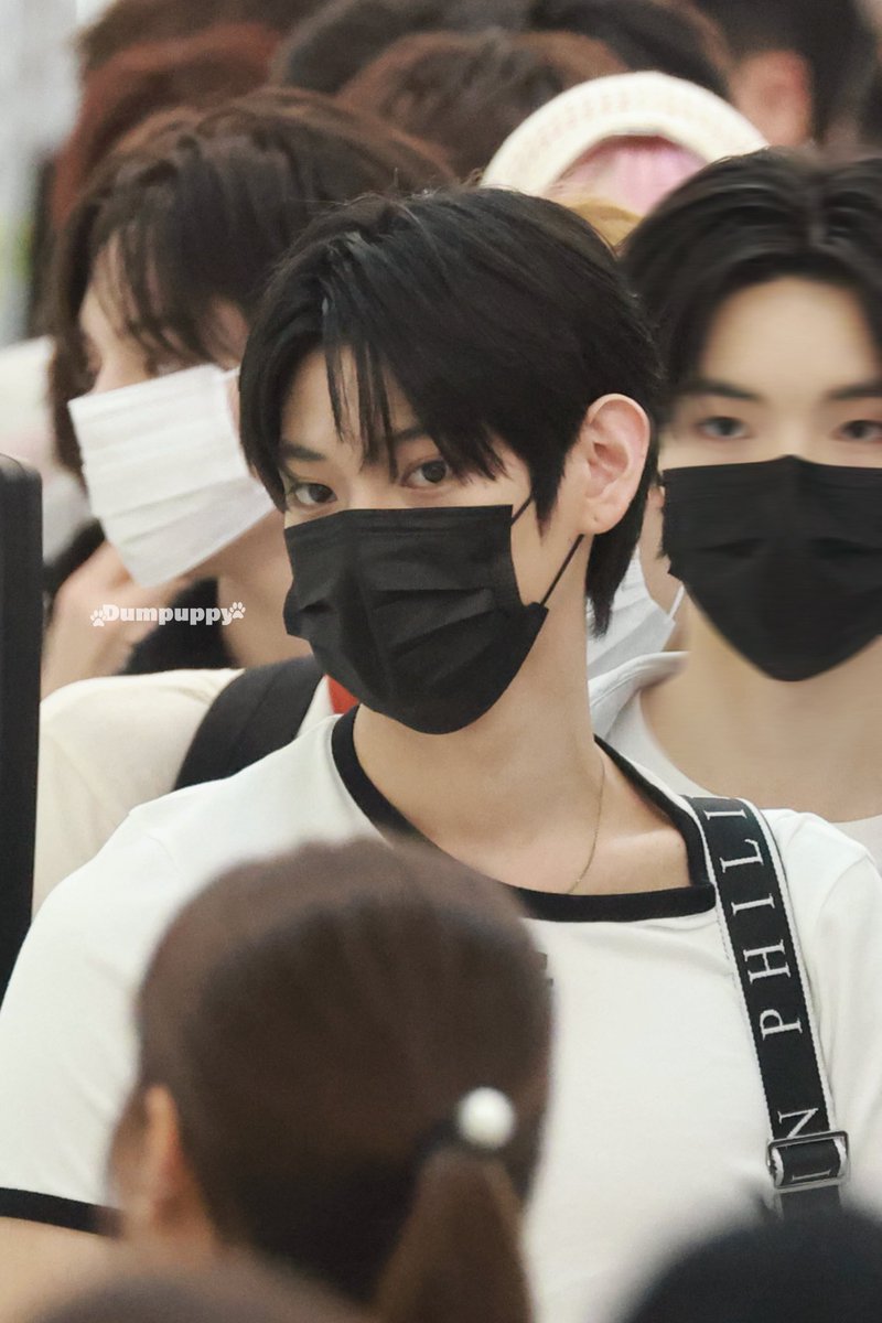ฅ^>ω<^ฅ

#NICHOLAS  #nicholaslee  
 #니콜라스 #학래 #이학래
 #SMTR25 #SMTRAINEE