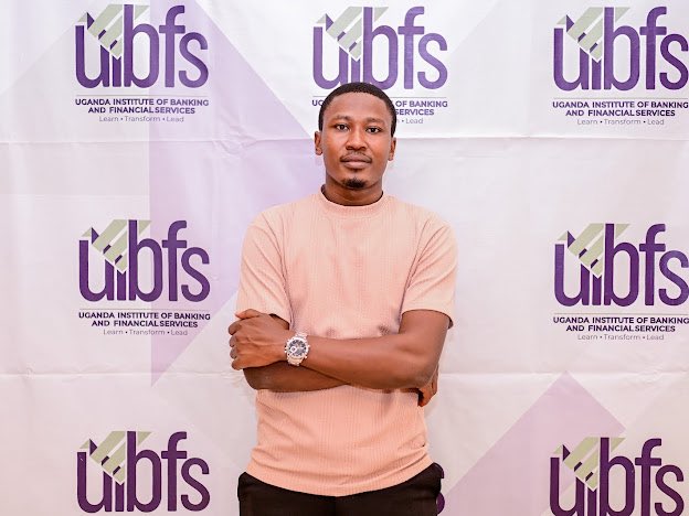 I missed my signature pose so bad 🤭