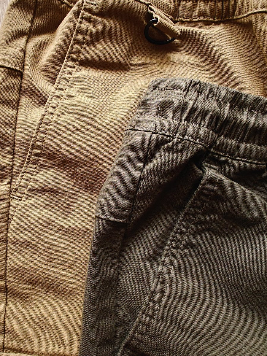 OkunadeGoodMan's tweet photo. New @hingees 
Cargo Pants
Canvas duffel bag
Canvas roll top bag

Dropping in Q4 🤲🏾 https://t.co/Wyg7d25gd6