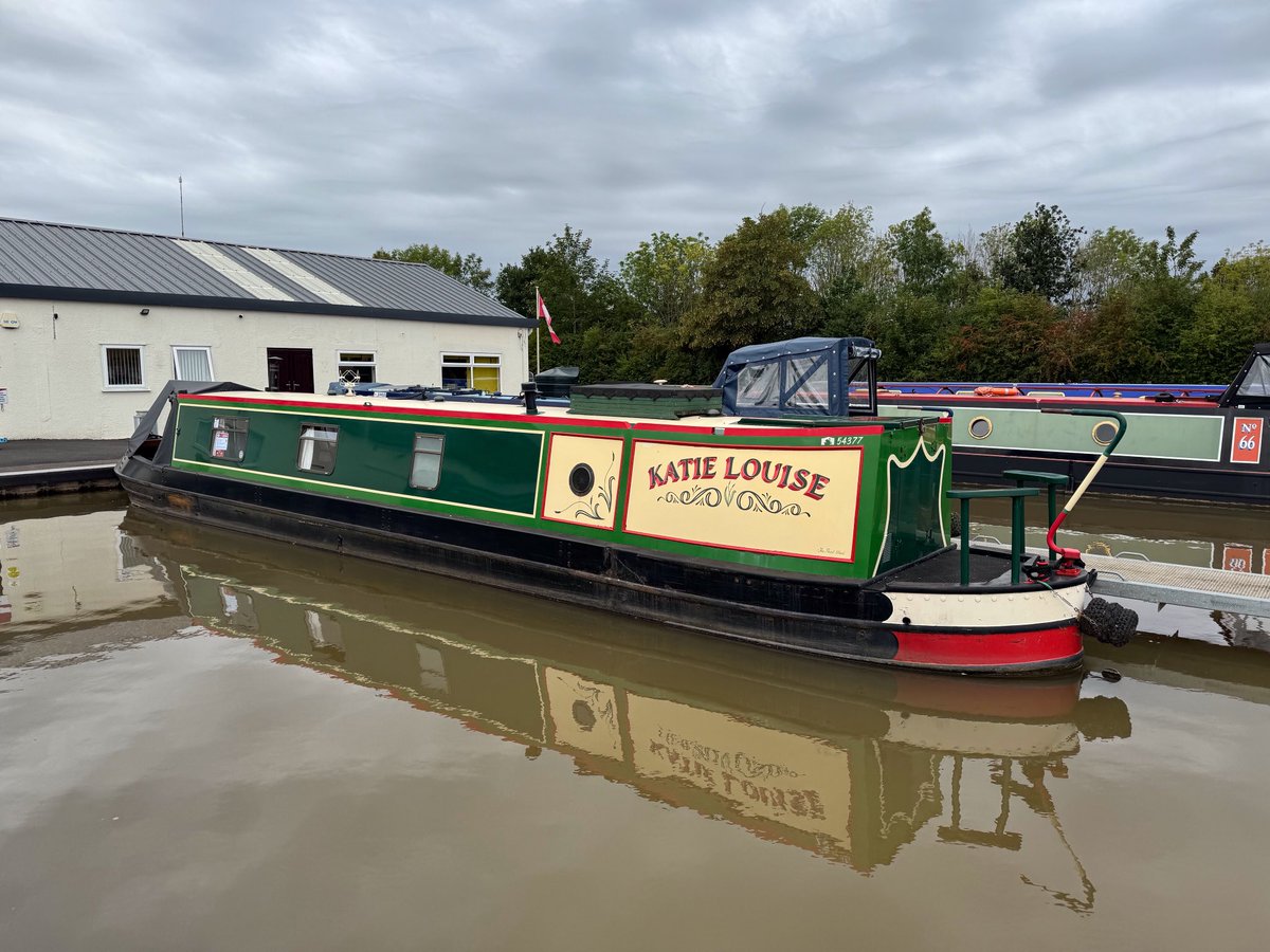 📯 FOR SALE 📯

Katie Louise a 48FT traditional style narrowboat built by Evans &amp; son in 1994.

Guide price: £34,950

✅ B.S.C: New with sale 

For more information visit our website or give us a call.

☎️01270 528251

🔗 venetianmarina.co.uk/used-narrowboa… 

📩 sales@venetianmarina.co.uk