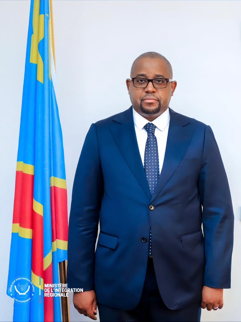 Floribert Anzuluni (@floribertanzu) on Twitter photo Je prends mes fonctions à la tête du Ministère de l’Intégration régionale <a href="/Rdc_MIR/">Ministère de l’Intégration Régionale</a> avec un engagement clair : une RDC ouverte, pragmatique et ambitieuse, au cœur d’une Afrique plus unie et plus forte.
Je rends grâce à Dieu pour l’opportunité qui m’est donnée de servir mon pays. Je prends mes fonctions à la tête du Ministère de l’Intégration régionale <a href="/Rdc_MIR/">Ministère de l’Intégration Régionale</a> avec un engagement clair : une RDC ouverte, pragmatique et ambitieuse, au cœur d’une Afrique plus unie et plus forte.
Je rends grâce à Dieu pour l’opportunité qui m’est donnée de servir mon pays.