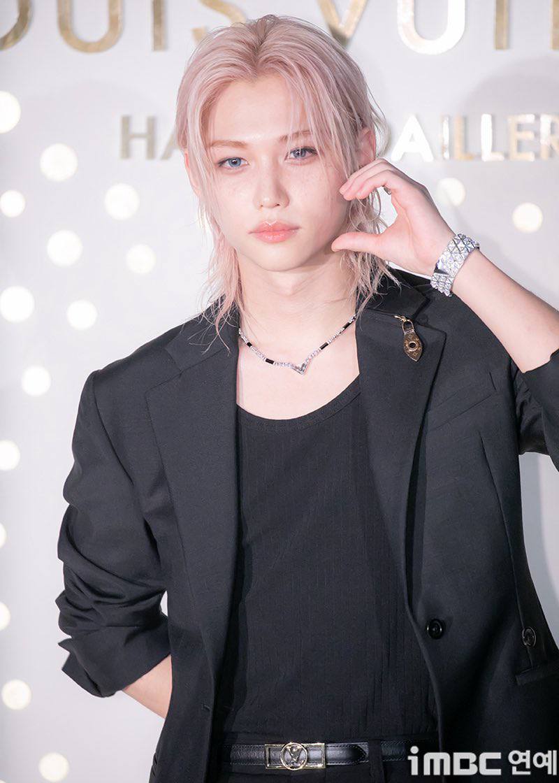 Felixs mommy (@rora_lix8) on Twitter photo Beautiful fairy
FELIX LV HIGH JEWELRY DINNER
#FELIXxLouisVuitton
#FELIXxLVHighJewelry <a href="/LouisVuitton/">Louis Vuitton</a> Beautiful fairy
FELIX LV HIGH JEWELRY DINNER
#FELIXxLouisVuitton
#FELIXxLVHighJewelry <a href="/LouisVuitton/">Louis Vuitton</a>