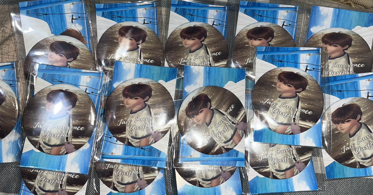 thisisamariaa's tweet photo. AHOF FANCON IN MANILA - FREEBIES  📌

Makukuha mo sakin kapag hindi ako tinamad at mahihiyang mamigay

•JL Fan Art Pins and Photo - 30 pcs
•JL MotoAds Flyers - 2k pcs
•Key chain with JL pic (ginagawa pa) -100 pcs
•JL Tarot Card - 100 pcs

Limited quantity only except sa Flyers na medyo marami.
Strictly 1:1 ratio
Time and location is TBA

© @Michan617 @tisVally for the fan arts used and @0321byeol for the photo of JL

#AHOF #아홉
#AHOF_JL #제이엘
@AHOF_official