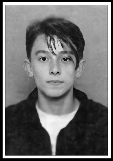 SniperAlleyPhot's tweet photo. ADMIR SUBAŠIĆ was killed on 22 August 1992. He was wounded in a #Serb mortar attack, died in the hospital. In the same attack, his uncle Jasmin ��ojko was killed too. Aunt Adrijana who was 7 months pregnant delivered a dead baby after that.

Admir was 16 years old.

#SniperAlley https://t.co/6QROi9OIek