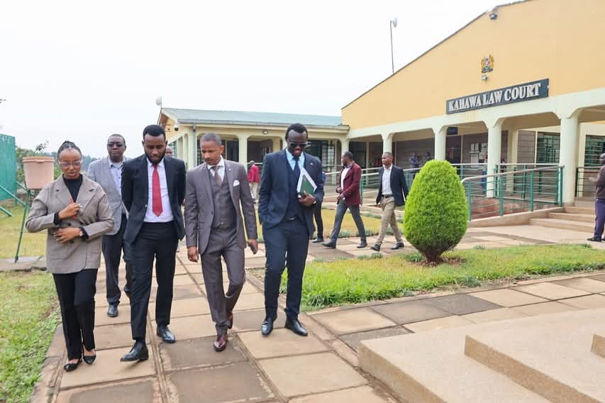 Habil Ogaja (@habilogaja1) on Twitter photo HIS TIME IS HERE!!
<a href="/HEBabuOwino/">Babu Owino</a> has won a number of cases as an advocate, and all of them are for those who are oppressed and always don't get justice βοΈ in society... Different breed of a leader he is. This is the start of many
Kshs Octo musingu Ruiru #BabuOwino #BabuKwaSababu HIS TIME IS HERE!!
<a href="/HEBabuOwino/">Babu Owino</a> has won a number of cases as an advocate, and all of them are for those who are oppressed and always don't get justice βοΈ in society... Different breed of a leader he is. This is the start of many
Kshs Octo musingu Ruiru #BabuOwino #BabuKwaSababu