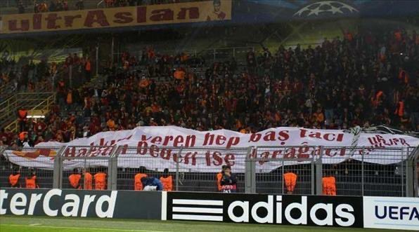 OgulcanSariboga's tweet photo. FORMANIN HAKKINI VEREN HEP BAŞ TACI, İHANETİN BEDELİ İSE DARAĞACI! 

#ultrAslanAVRUPA https://t.co/2QWXOMn0ED