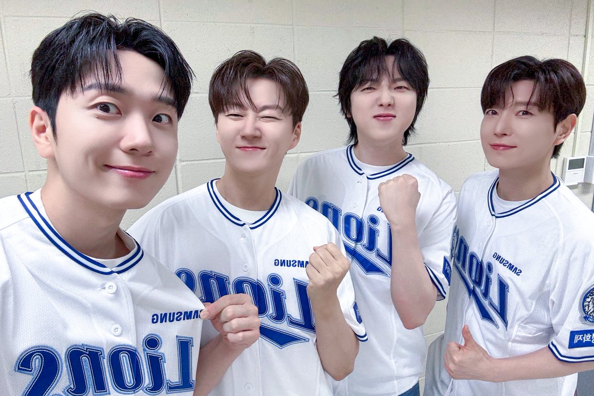 official_fore's tweet image. [📸]

250822
삼성 라이온즈 홈경기 시구 • 이벤트 종료!

최강 포레💙
최강 숲별💙

#포레스텔라 #Forestella