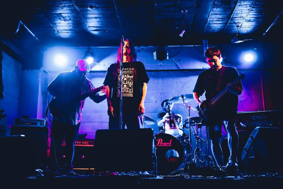 8.30＠印度洋にて山口県初企画、ダイヴス第372回戰！
名古屋よりBLASTING ROD、ベースにOUTRAGE安井氏を擁するスペースサイケトリオ！
松山より最高級弾き語り 冨江ルリ！
山口ポスト/エモ急先鋒 elephant！
死國変拍子カオティック Dead Pudding！
強力４組＋2DJにて。
是非遊びに来てほしいです!!!