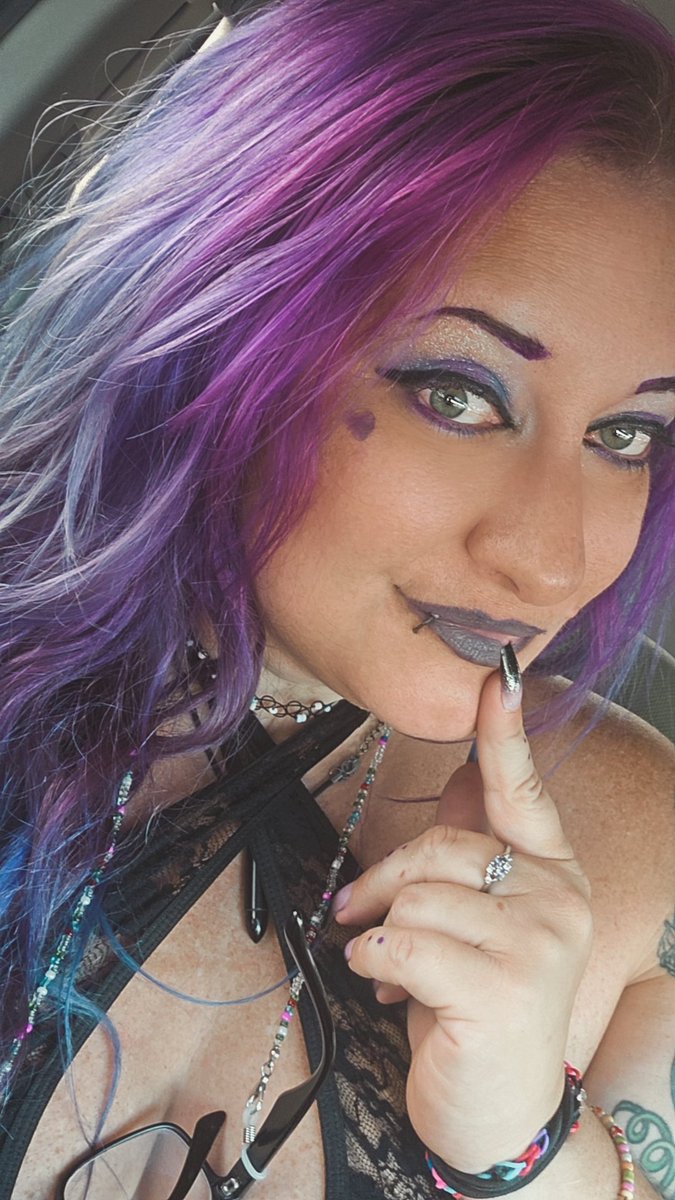 LadyKatietn's tweet photo. Ill be up to no good today in case yall wondering! #ballbusting #cbt #poorsoul #poorboys https://t.co/PZ5OPaatns