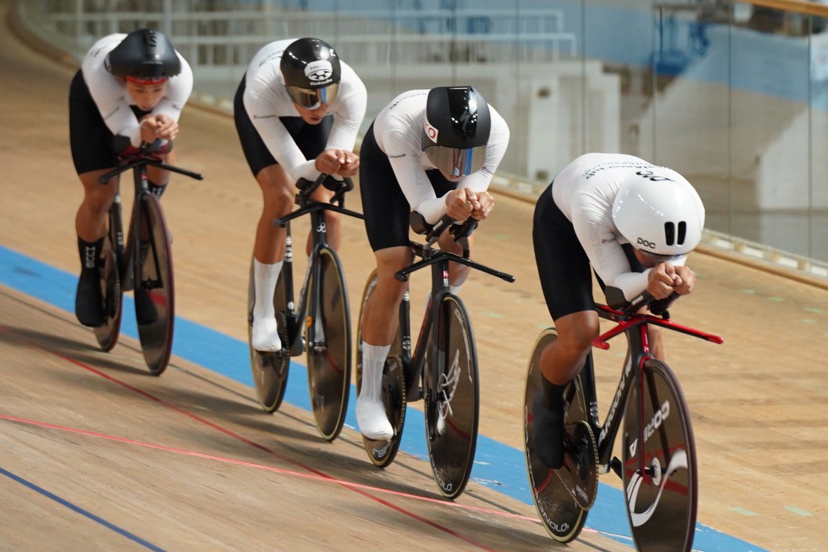 a_chamo_san's tweet photo. 全日本トラックの思い出
3位はRadical Aero Clubの追い抜き勝ちでした👏
伊澤将也選手
原田裕成選手
佐藤健選手
古谷田貴斗選手 https://t.co/e5KF4qmwGa
