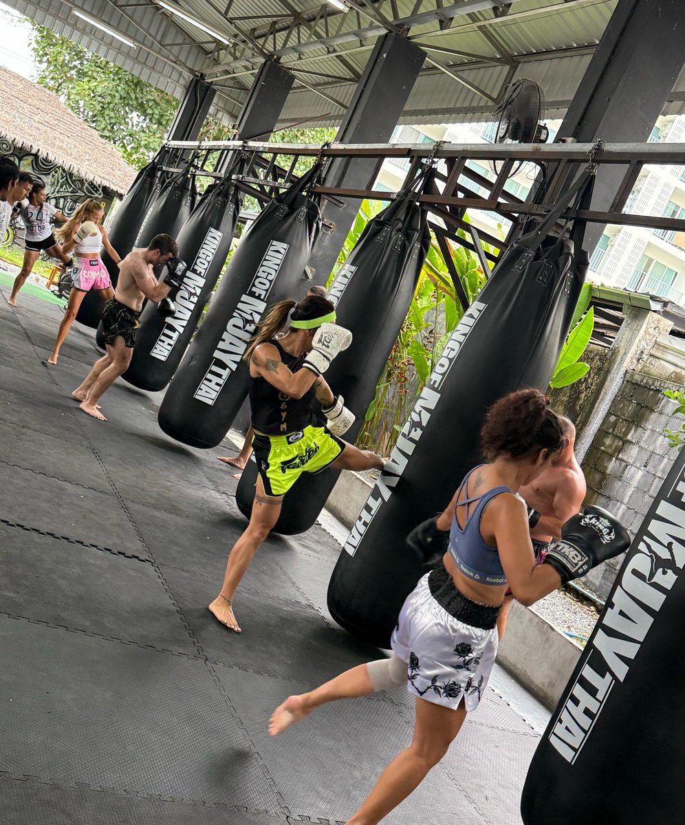 kmtgym's tweet image. Morning and Afternoon group class 
August 22,2025
#muaythai #muaythaitraining #nakmuay