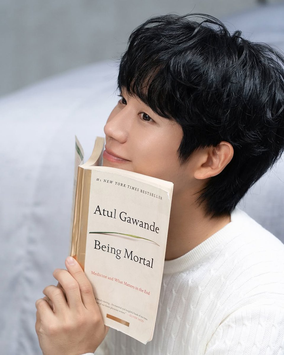 HolyHaeInPH's tweet photo. [네이버 블로그] ’하루만 [정해인] 방의 침구가 되고 싶어‘ 블로그가 오픈되었습니다! 지금 바로 

#FNC 네이버 블로그에서 확인해주세요 :-)

#정해인 #JungHaeIn #세사리빙 @holyhaein

@holyhaein @team_junghaein @fnc_fishandcake #정해인 #JungHaeIn #holyhaein https://t.co/BSXaGPBidH