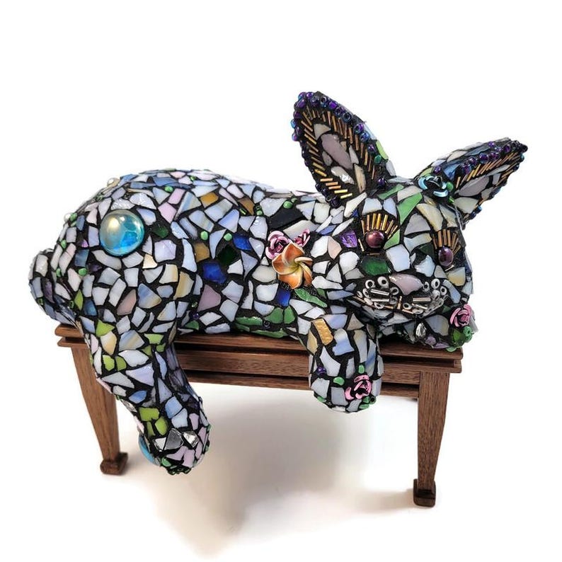 Bunny Rabbit Mosaic Figurine Shelf Sitter Stained Glass Easter Bunny Gift For Her Country Living Home Decor Forest Meadow Animal Spring Art
etsy.com/listing/188816… #mamboteam