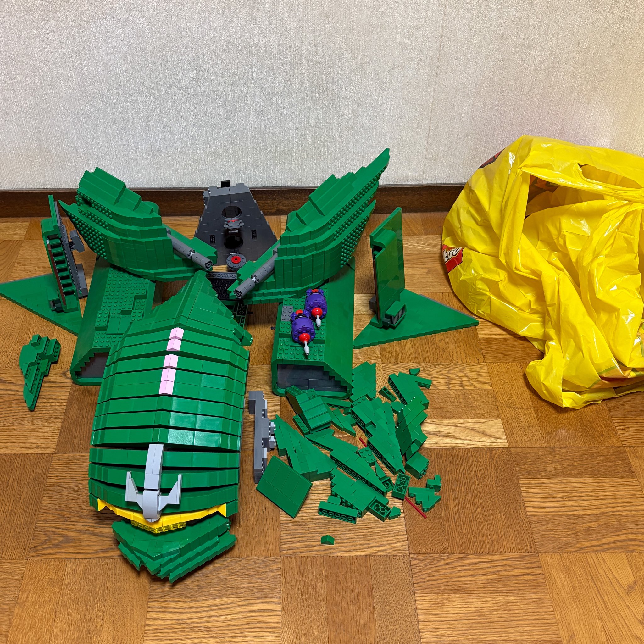 V*e様 グレコ ブローラ レゴ®葛飾北斎「富嶽三十六景 神奈川沖浪裏」 | THE SUMIDA