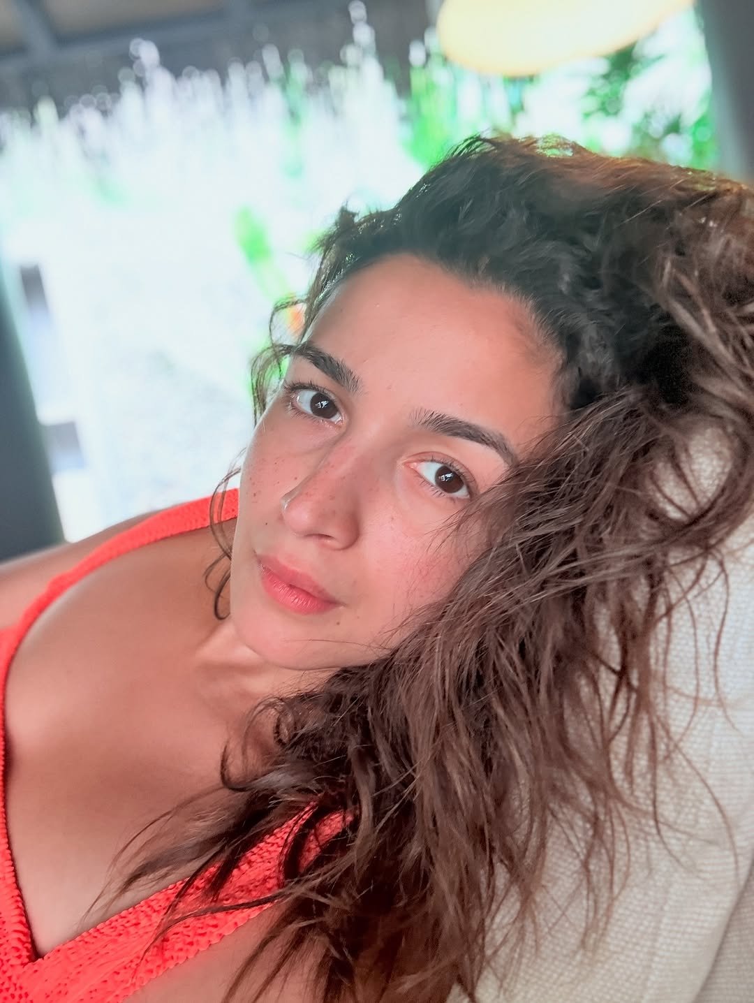 Gy9IZpebgAApUv-?format=jpg&name=large