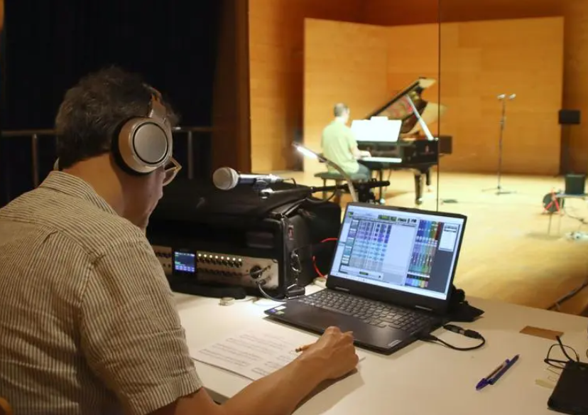 CatInfo Lleida (@cati_lleida) on Twitter photo 🔴 Enregistren un disc amb composicions fins ara desconegudes del pianista lleidatà Ricard Viñes coincidint amb la commemoració dels 150 anys del seu naixement
👉 L'àlbum es publicarà durant l'any que ve
3cat.cat/3cat/directes/… 🔴 Enregistren un disc amb composicions fins ara desconegudes del pianista lleidatà Ricard Viñes coincidint amb la commemoració dels 150 anys del seu naixement
👉 L'àlbum es publicarà durant l'any que ve
3cat.cat/3cat/directes/…