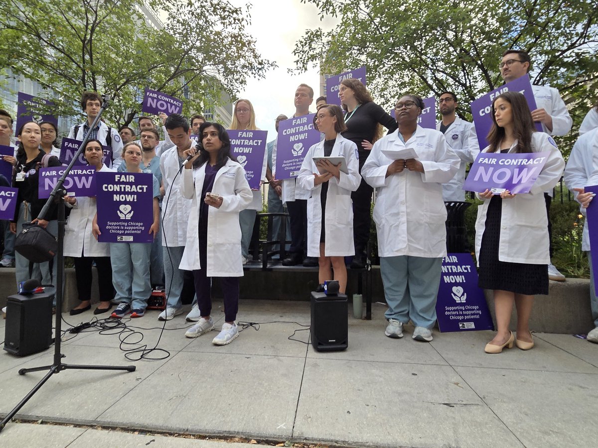 Med residents at <a href="/NorthwesternMed/">Northwestern Medicine</a> McGaw Med Center walked out to protest lack of progress on contract.  <a href="/WBBMNewsradio/">WBBM Newsradio</a>