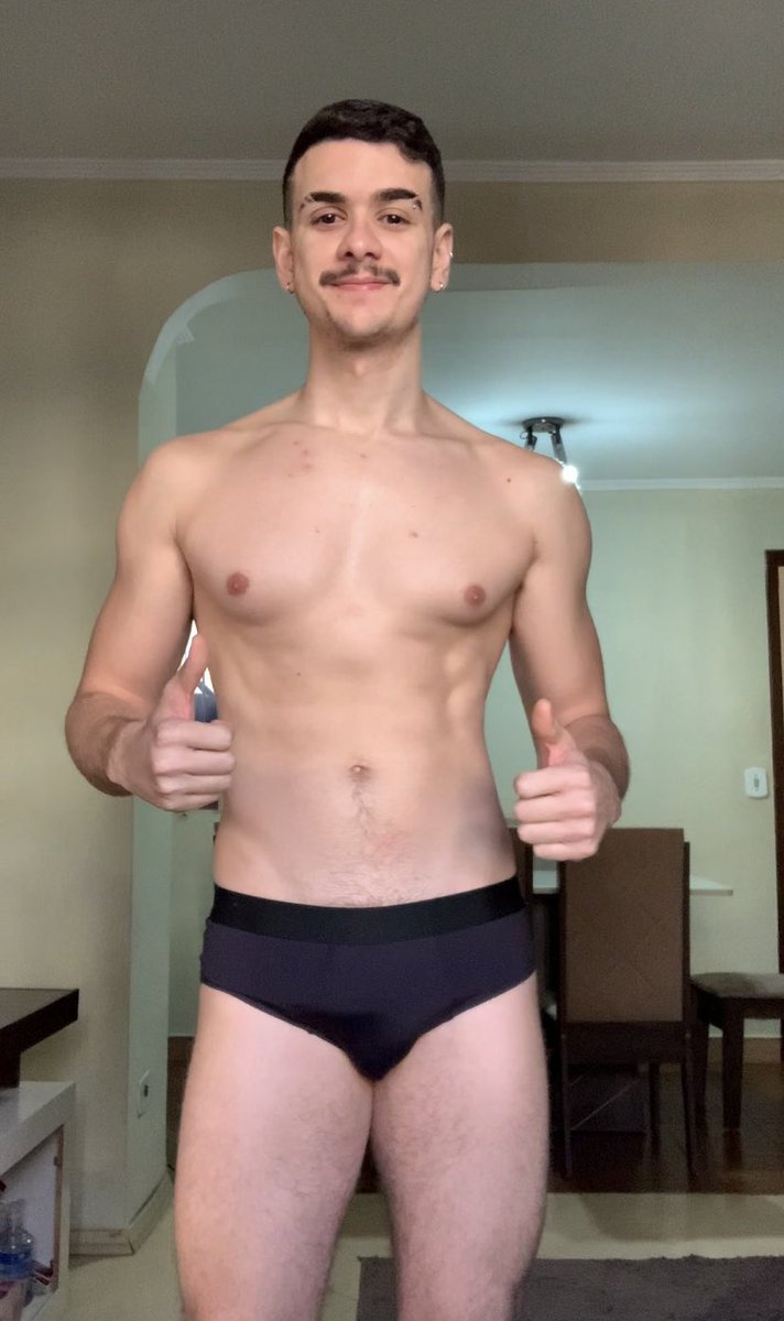 Agora que trabalho home office eu fico assim o dia todo aceitem