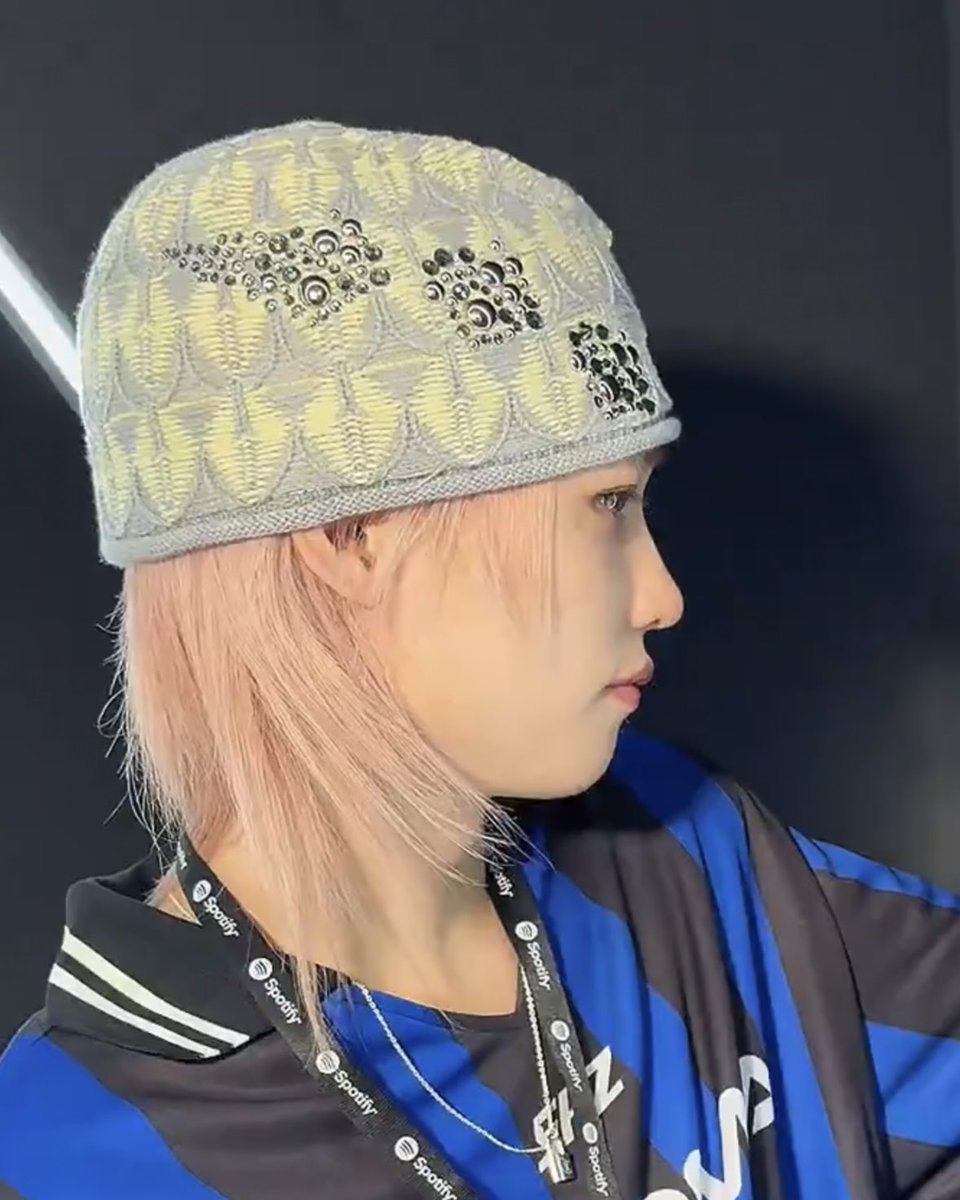 malbok915's tweet image. 옆모습 너무 아기자기 해서 한입에 들어갈 것 같음