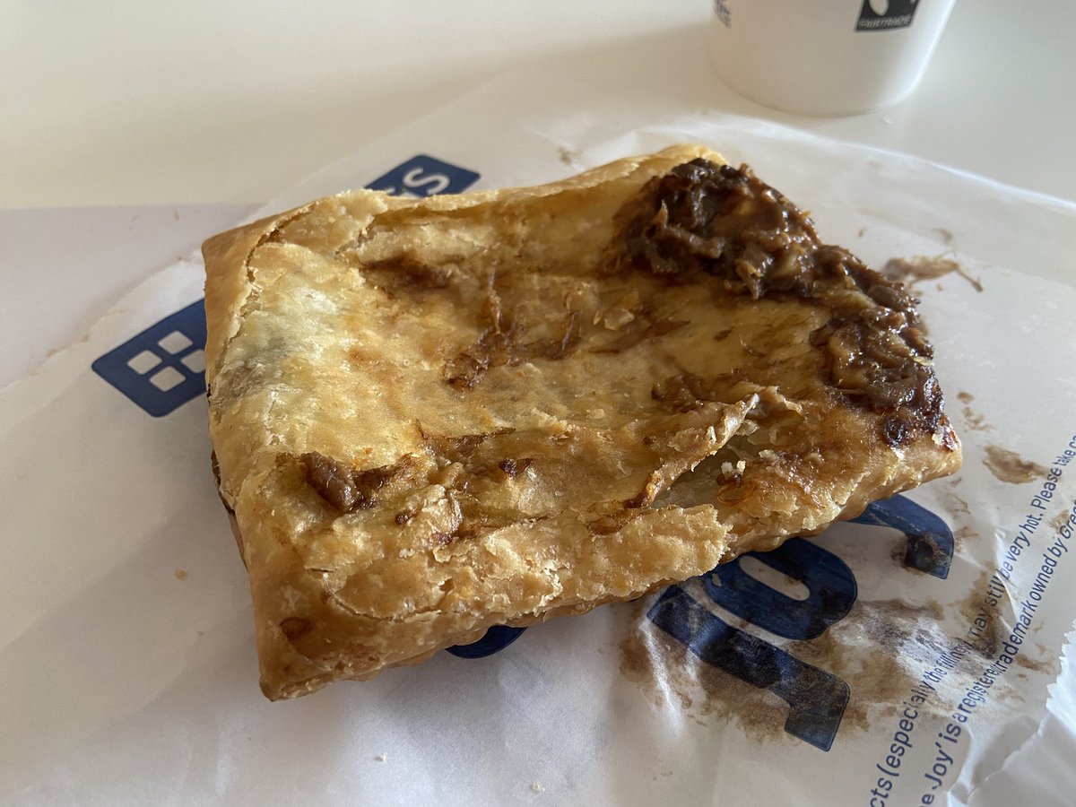 Not only have <a href="/GreggsOfficial/">Greggs</a> stopped offering plant-based milk, but this is their idea of ‘quality’ food….