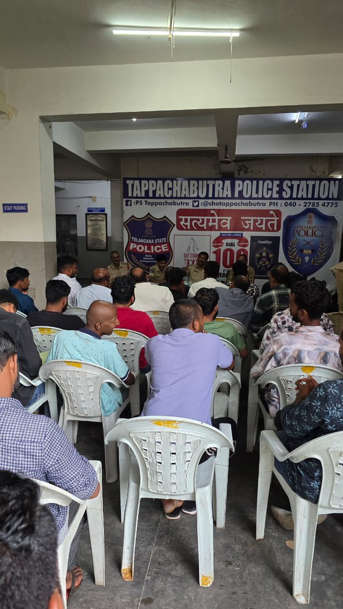 shotappachbutra's tweet photo. Good evening, conducted meeting with Ganesh organizers at Police station and given instructions regarding Ganesh festival-2025 https://t.co/kQwNxbePsf
