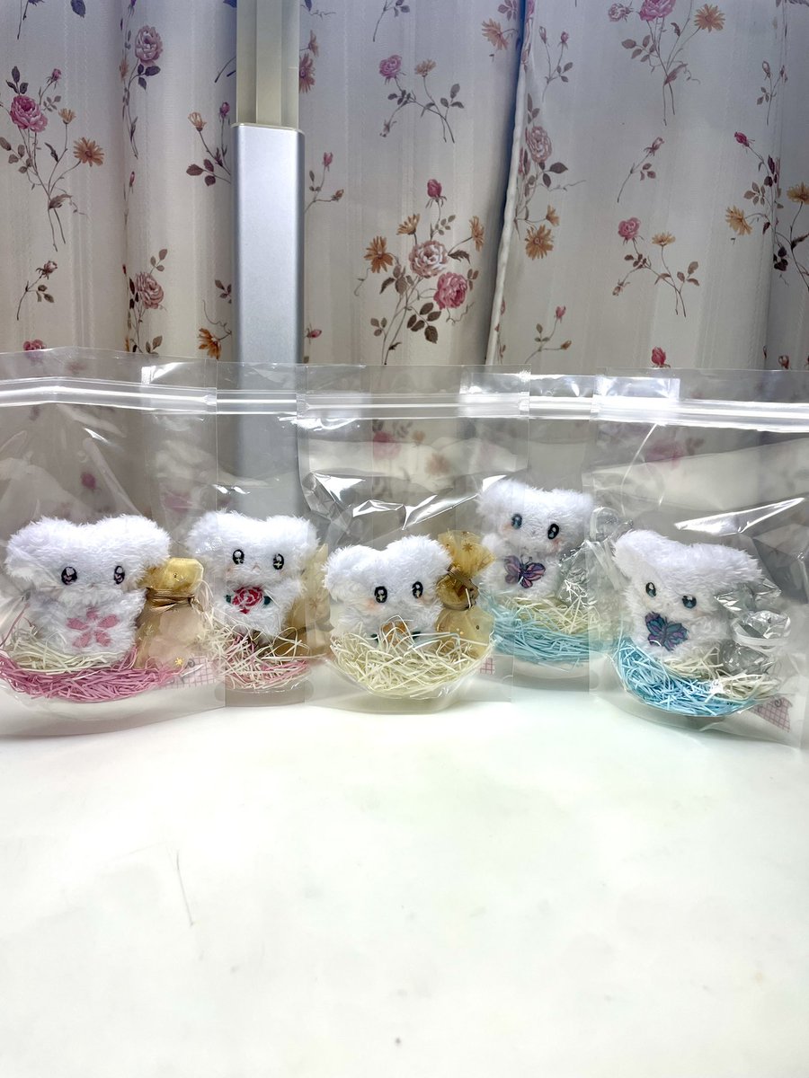 やった！！！！！
出来た可愛い子達！！！！！文化祭終わったら溜まっていたハートひとつで漫画ひとつのやつやろう
