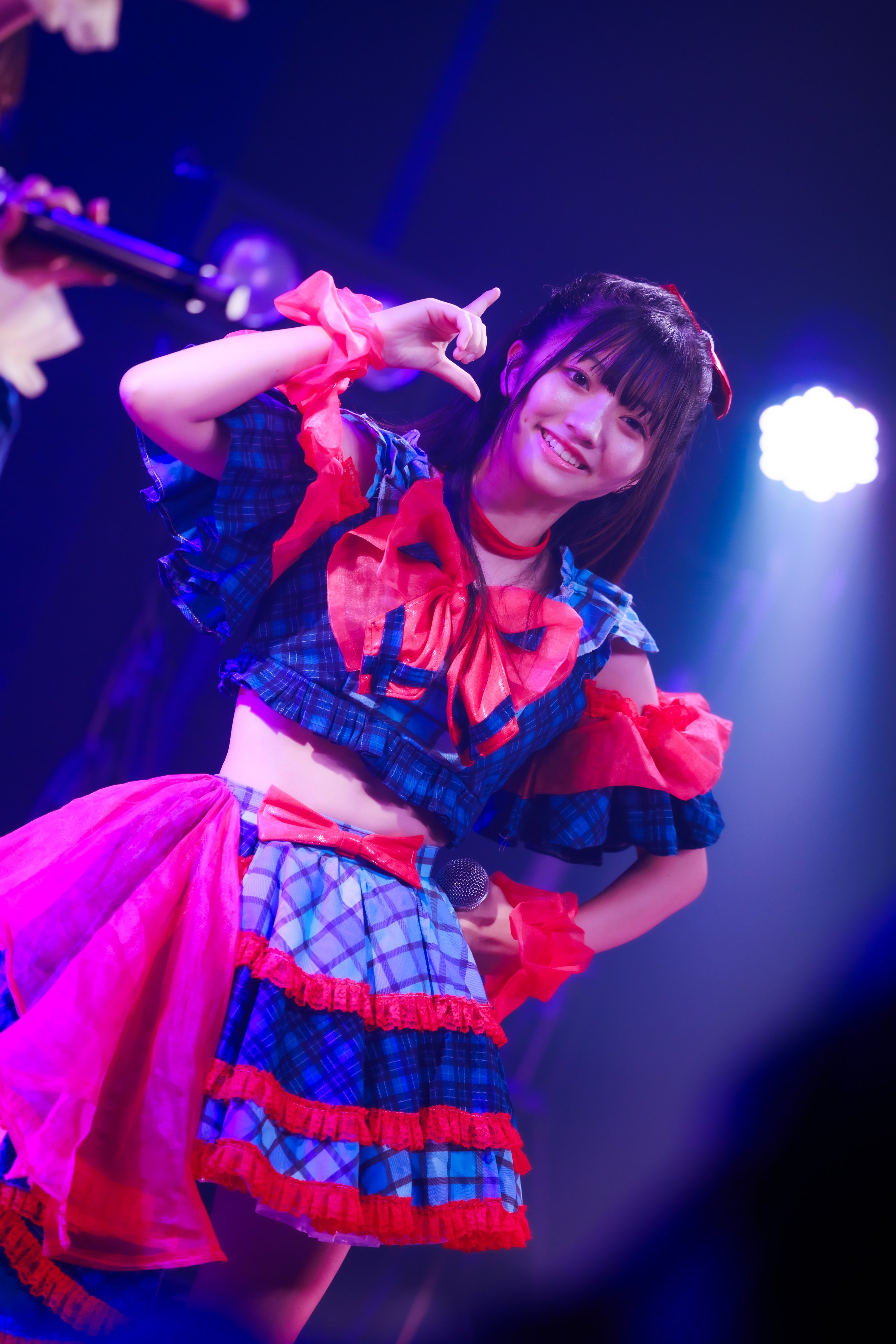 【希少】　ルセラフィム　nukak コラボ　ポーチ　FEARNADA垂れ幕 希少】 ルセラフィム nukak コラボ ポーチ FEARNADA垂れ幕 each