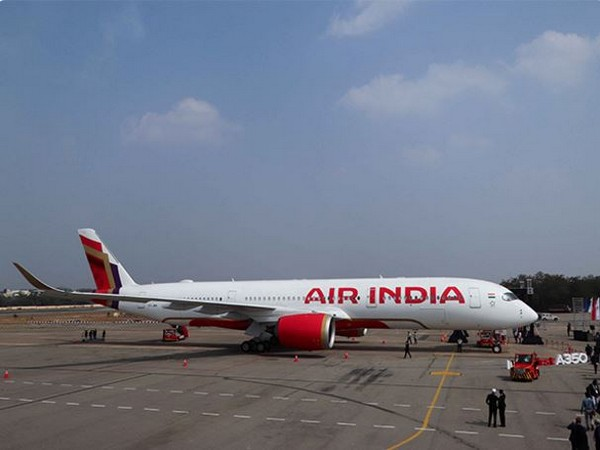 ani_digital's tweet photo. Jodhpur bound Air India flight aborts take off due to operational issue
Read @ANI Story | https://t.co/D8utQDykVn
#AirIndia #Jodhpur #OperationalIssue https://t.co/ajpR4bZaGh