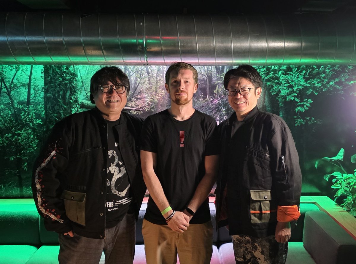 It was an honor to meet and speak with the MGS series Production Producer, Noriaki Okamura and Creative Producer, Yuji Korekado at the Metal Gear Solid Delta: Snake Eater pop-up in NYC. My play session on PC left me very impressed and I can't wait to play more! Thanks, Konami!