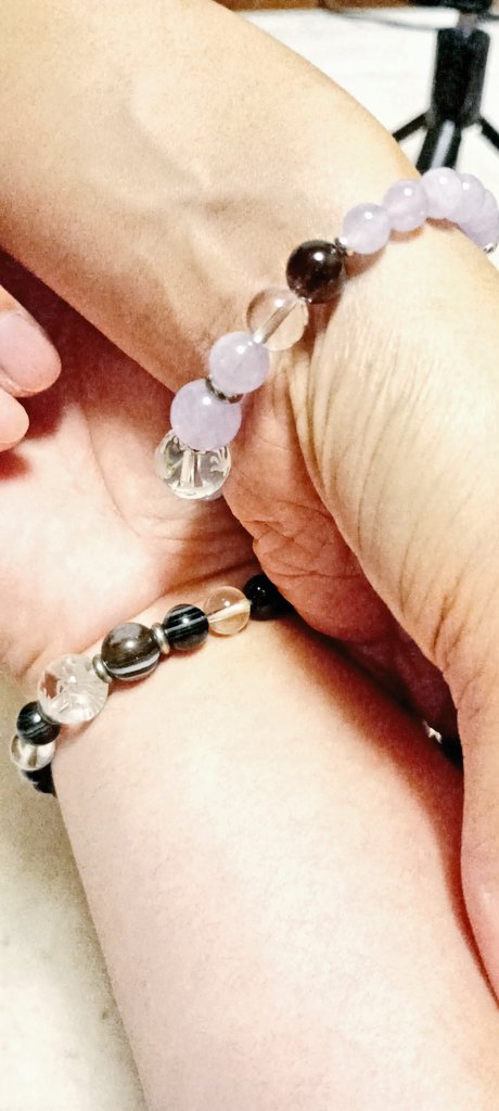 手につけると運気覚醒‼️悩みが消えご利益覚醒‼️僧侶の念が刻まれた最強ブレスレット‼️ 手につけると運気覚醒‼️悩みが消えご利益覚醒‼️僧侶の念