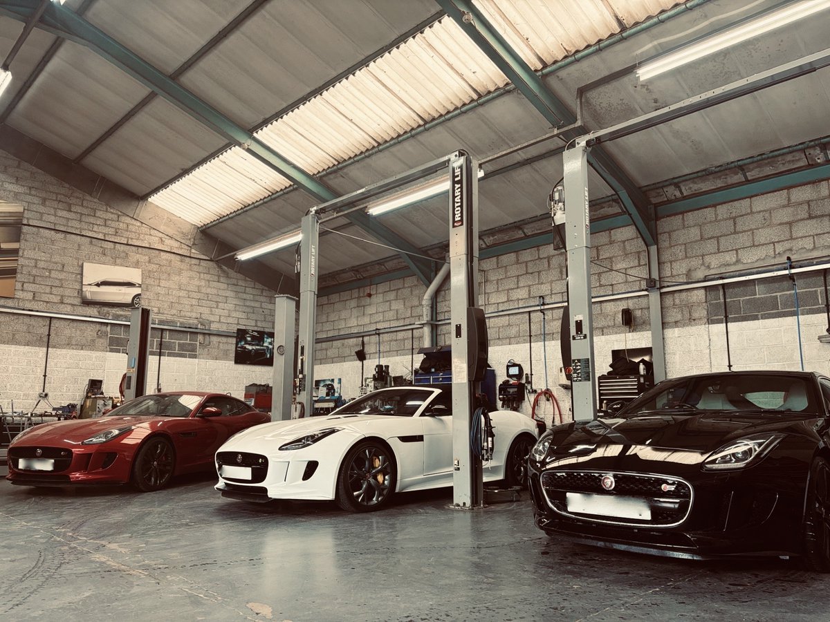Three F Types in the workshop today 😍

#jaguar #jaguarftype #ftype #vroomvroom #Sportscar #fastcars