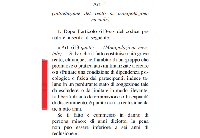 M25016096's tweet photo. 🟡 🇮🇹 FUORI LEGGE I NO VAX❓
E mentre vi distraggono coi bilanci della FONDAZIONE GIMBE (che è acqua fresca, perché tanto ci ha già fregato cinque anni fa), i Leghisti zitti zitti preparano la legge per CRIMINALIZZARE IL DISSENSO!  In particolare, potrà essere usata per liquidare i no vax: basterà accusarli di essere "una setta antiscientifica", che pratica "i riti dell'antimedicina", e scatteranno almeno tre anni di galera (più pene accessorie e misure cautelari). Vedo già Burioni, Bassetti &C fregarsi le mani!  
Com'era quella che la Destra è la Casa delle Libertà? 🤮
P. S.: Votare serve! 😜😂
(In allegato: art. 1 del Progetto di legge leghista n. 1496) ⤵️