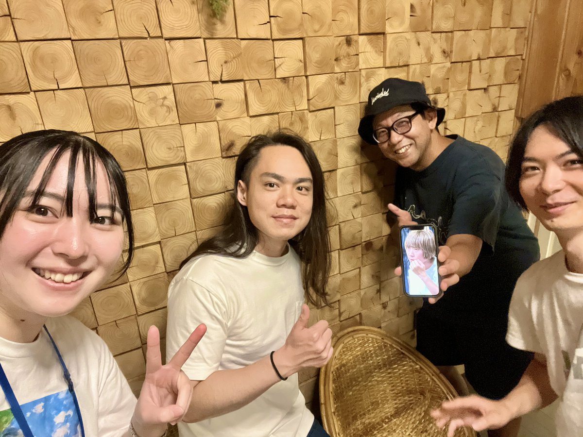 神谷春花 (@poon_867) on Twitter photo 今日はバンド録りの日でした!!
睡眠船の皆さんありがとうございました!😆
<a href="/suiminsen_zzz/">睡眠船Suiminsen</a>
#睡眠船
#BandRecording
#PoonRec
#HappinessStudio 今日はバンド録りの日でした!!
睡眠船の皆さんありがとうございました!😆
<a href="/suiminsen_zzz/">睡眠船Suiminsen</a>
#睡眠船
#BandRecording
#PoonRec
#HappinessStudio