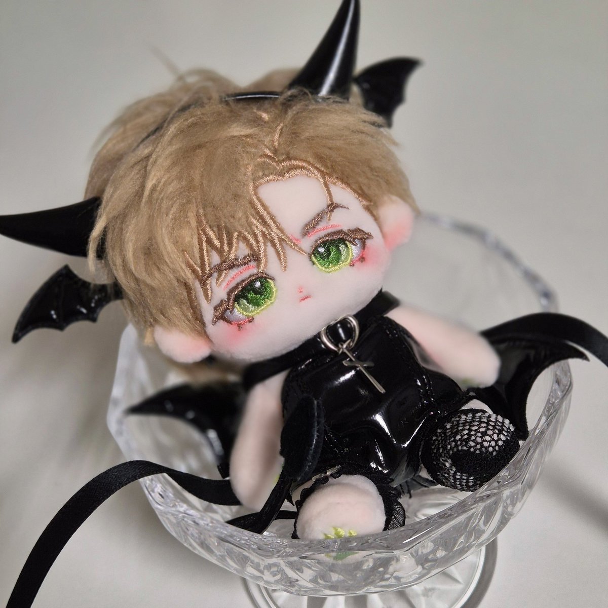 소악마

#오늘의_NG컷 #앤틱조쉬