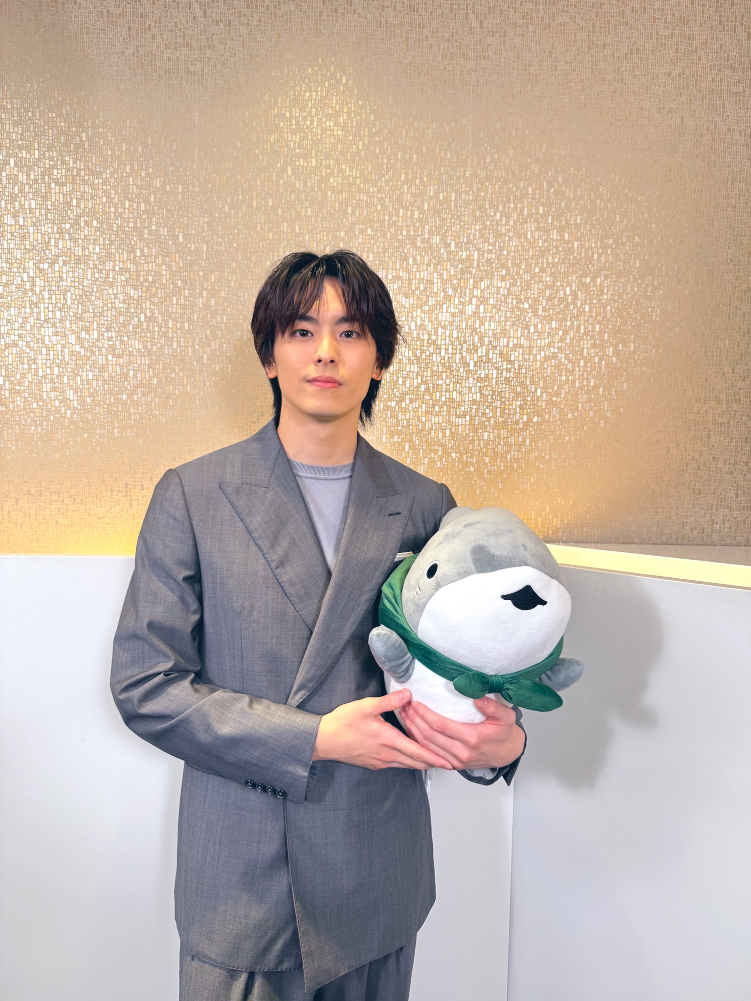 【大型配送タイプ】高野洸さん掲載ページ（A3サイズ配送）#6532 高野 洸 3rd photobook sin | 高野 洸 |本 | 通販 | Amazon