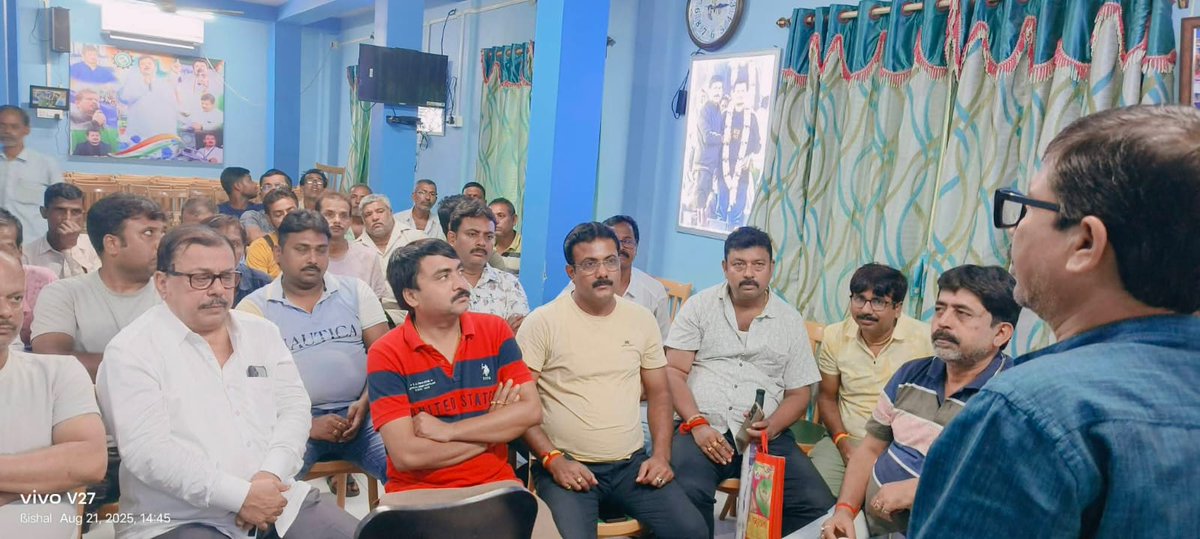 INTTUC WestBengal (@inttucwb1) on Twitter photo āĻŦāύāĻāĻžāĻ āϏāĻžāĻāĻāĻ āύāĻŋāĻ āĻā§āϞāĻž INTTUC āϰ āĻāĻĻā§āϝā§āĻā§ āĻ āϰāĻžāĻā§āϝ āĻĒāϰāĻŋāĻŦāĻšāύ āĻĻāĻĢāϤāϰā§āϰ āϏāĻšāϝā§āĻāĻŋāϤāĻžāϝāĻŧ āĻā§āϞāĻž INTTUC āĻŽā§āĻā§āϝ āĻāĻžāϰā§āϝāĻžāϞāϝāĻŧā§ DN44 āĻŦāĻžāϏ āĻŽāĻžāϞāĻŋāĻ āϏāĻŽāĻŋāϤāĻŋāϰ āϏāĻžāϧāĻžāϰāĻŖ āϏāĻāĻž āĻ
āύā§āώā§āĻ āĻŋāϤ āĻšāϞ āĻ āĻŦāĻžāϏ āĻŽāĻžāϞāĻŋāĻāĻĻā§āϰ āĻšāĻžāϤ⧠āύāϤā§āύ āĻ
āĻĢāĻžāϰ āϞā§āĻāĻžāϰ āϤā§āϞ⧠āĻĻā§āĻāϝāĻŧāĻž āĻšāϞāĨ¤
<a href="/MamataOfficial/">Mamata Banerjee</a> <a href="/abhishekaitc/">Abhishek Banerjee</a> <a href="/AITCofficial/">All India Trinamool Congress</a> <a href="/RitabrataBanerj/">Ritabrata Banerjee</a> <a href="/Narayan11452090/">Narayan ghosh</a> āĻŦāύāĻāĻžāĻ āϏāĻžāĻāĻāĻ āύāĻŋāĻ āĻā§āϞāĻž INTTUC āϰ āĻāĻĻā§āϝā§āĻā§ āĻ āϰāĻžāĻā§āϝ āĻĒāϰāĻŋāĻŦāĻšāύ āĻĻāĻĢāϤāϰā§āϰ āϏāĻšāϝā§āĻāĻŋāϤāĻžāϝāĻŧ āĻā§āϞāĻž INTTUC āĻŽā§āĻā§āϝ āĻāĻžāϰā§āϝāĻžāϞāϝāĻŧā§ DN44 āĻŦāĻžāϏ āĻŽāĻžāϞāĻŋāĻ āϏāĻŽāĻŋāϤāĻŋāϰ āϏāĻžāϧāĻžāϰāĻŖ āϏāĻāĻž āĻ
āύā§āώā§āĻ āĻŋāϤ āĻšāϞ āĻ āĻŦāĻžāϏ āĻŽāĻžāϞāĻŋāĻāĻĻā§āϰ āĻšāĻžāϤ⧠āύāϤā§āύ āĻ
āĻĢāĻžāϰ āϞā§āĻāĻžāϰ āϤā§āϞ⧠āĻĻā§āĻāϝāĻŧāĻž āĻšāϞāĨ¤
<a href="/MamataOfficial/">Mamata Banerjee</a> <a href="/abhishekaitc/">Abhishek Banerjee</a> <a href="/AITCofficial/">All India Trinamool Congress</a> <a href="/RitabrataBanerj/">Ritabrata Banerjee</a> <a href="/Narayan11452090/">Narayan ghosh</a>