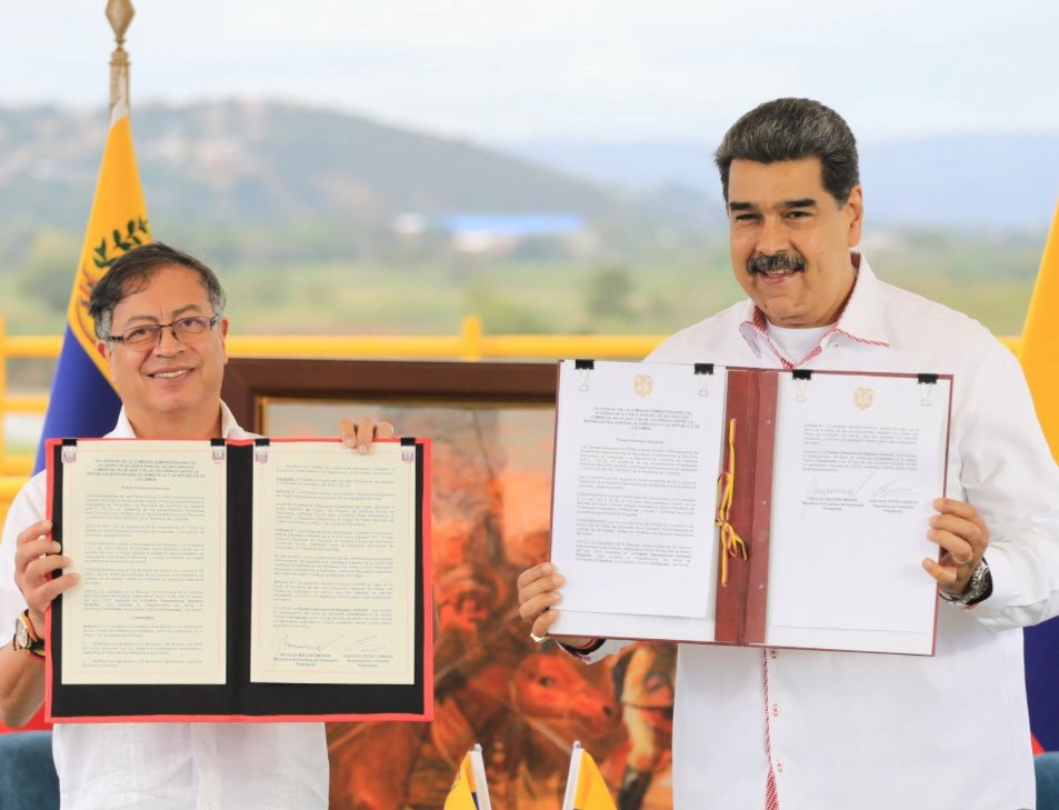 Estos son los 2 narcos más grandes de América Latina.

Pronto los veremos tras las rejas.