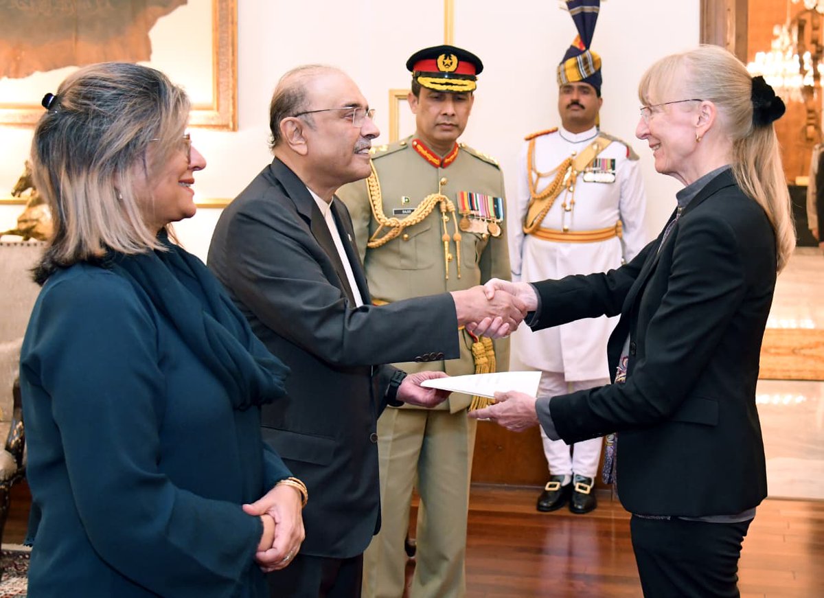 President Asif Ali Zardari received the credentials of H.E. Mrs. Ina Ruth Luise Lepel, Ambassador-designate of Germany to Pakistan, at Aiwan-e-Sadr.